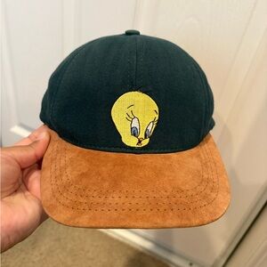 Vintage 90’s Tweety Bird Warner Bros. Kids Snap Back Hat Suede Structured Visor